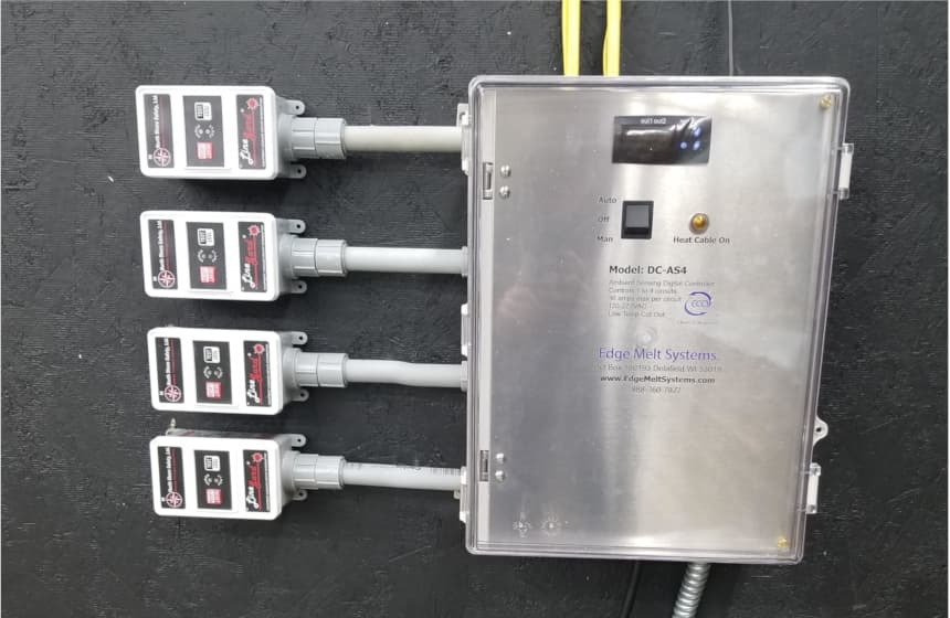 Ambient Sensing Digital Controller - 4 Circuit (DC-AS4) with 4 EPD